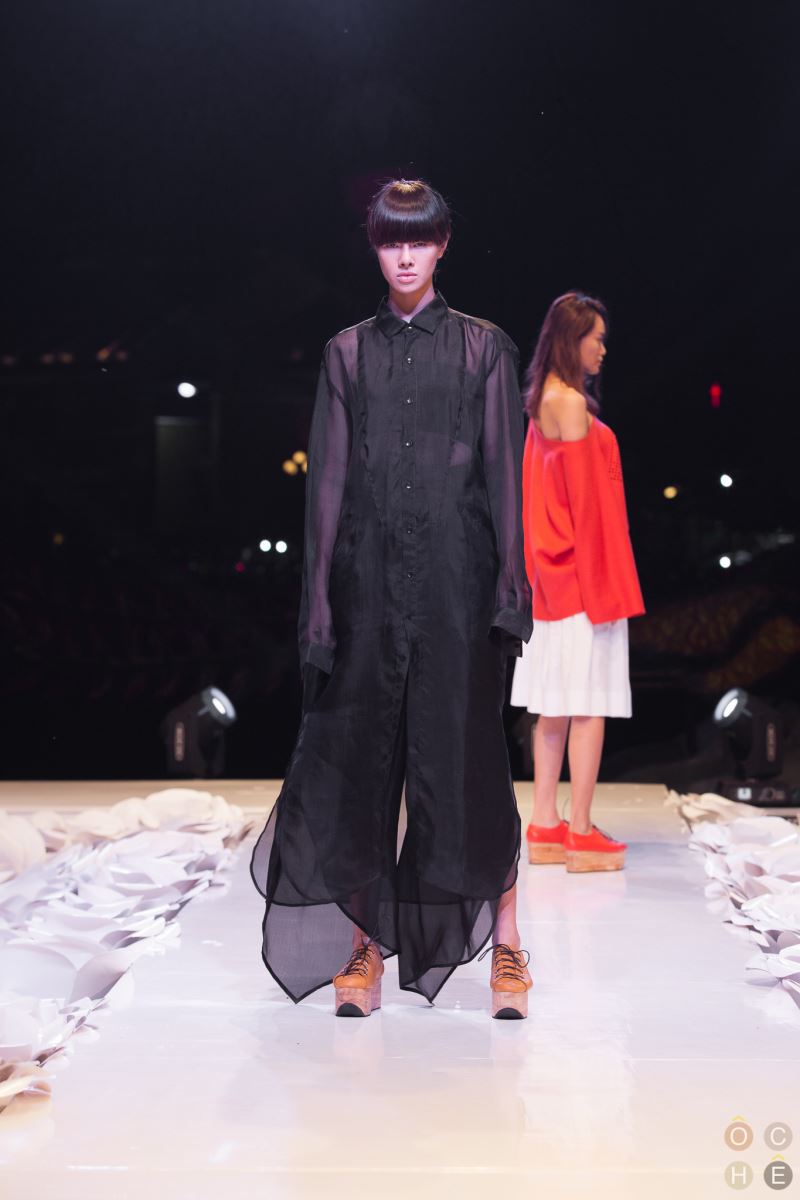 Two tones contrasting boxy loose fitting top with hand woven details