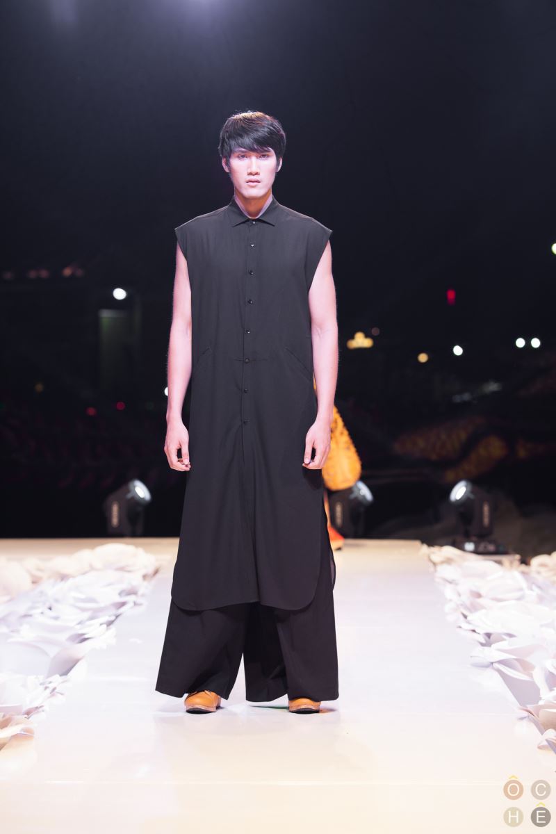 Black silk blend long shirt