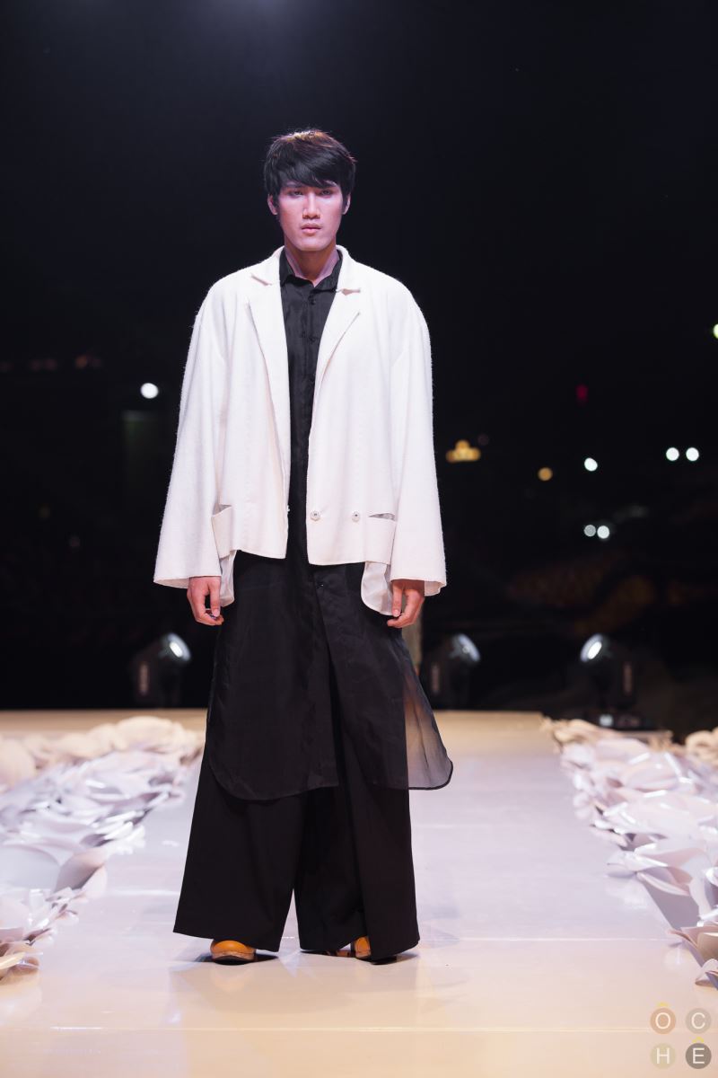 Laser cut A shape white wool blend jacket